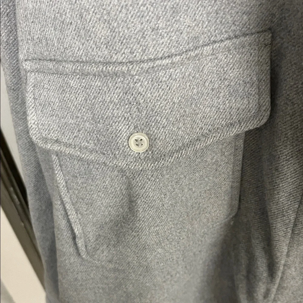 H&M Gray Button-Up Shacket - Picture 4 of 11
